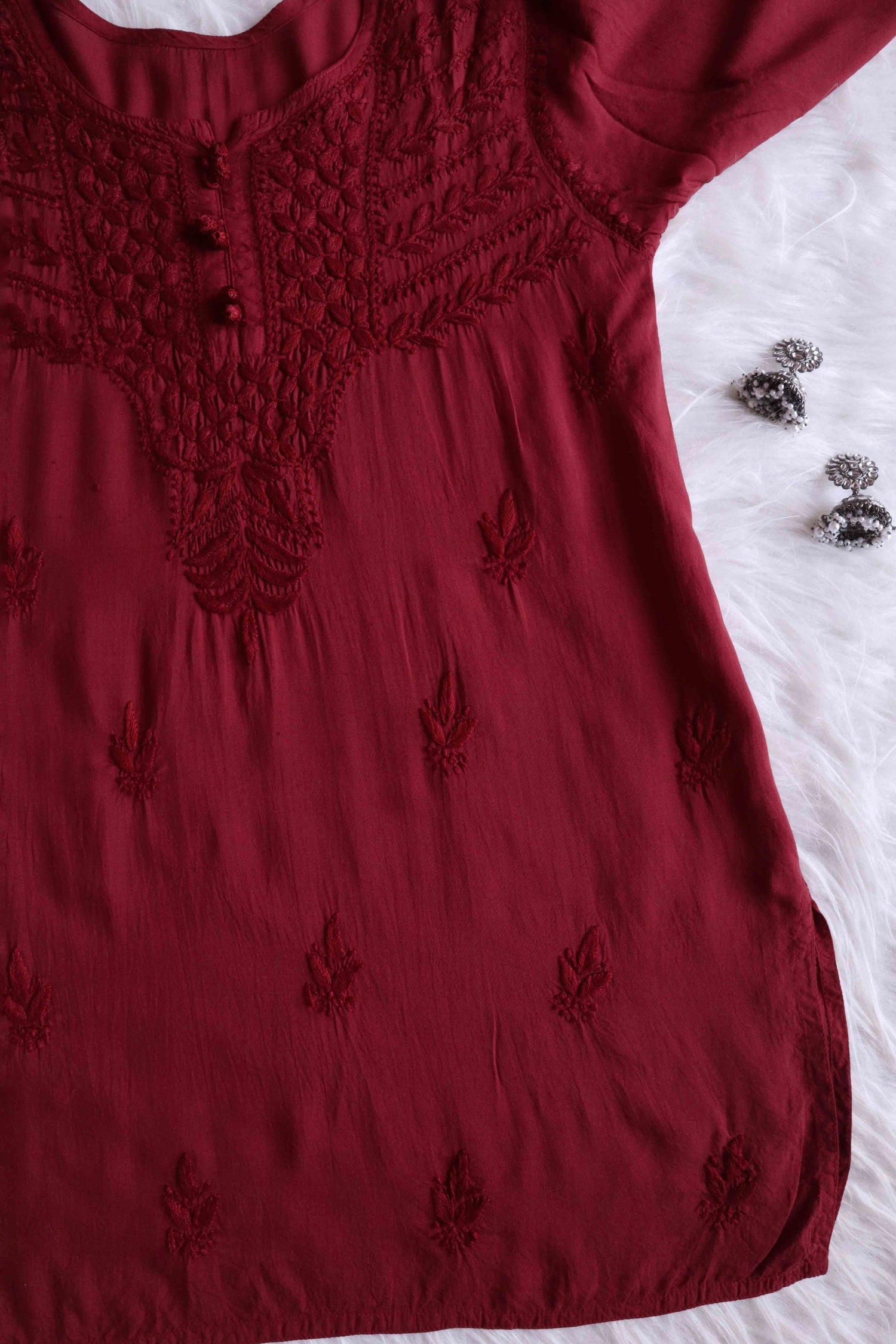 Saheli Maroon Modal short top